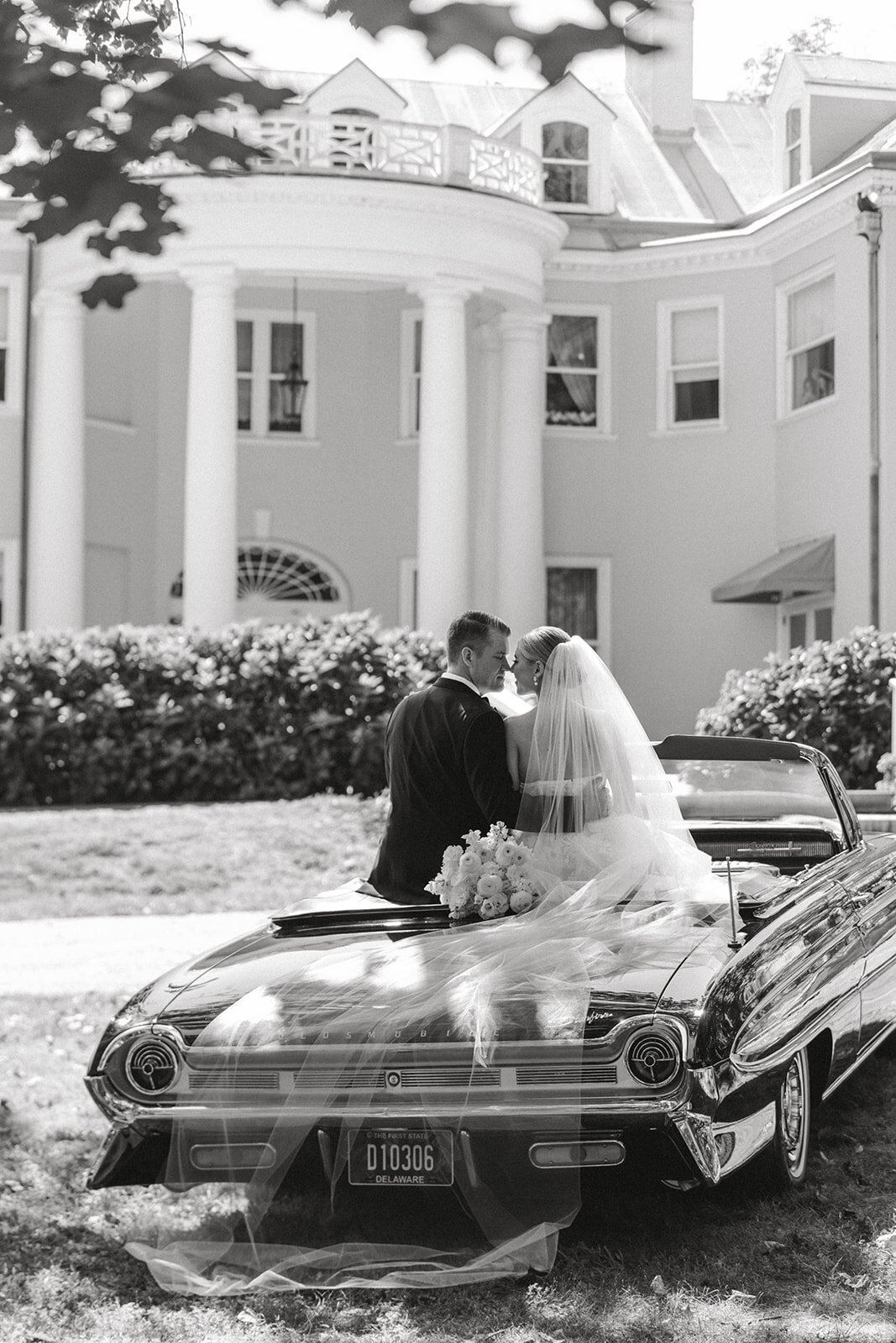 Bellevue Hall Wedding-07934