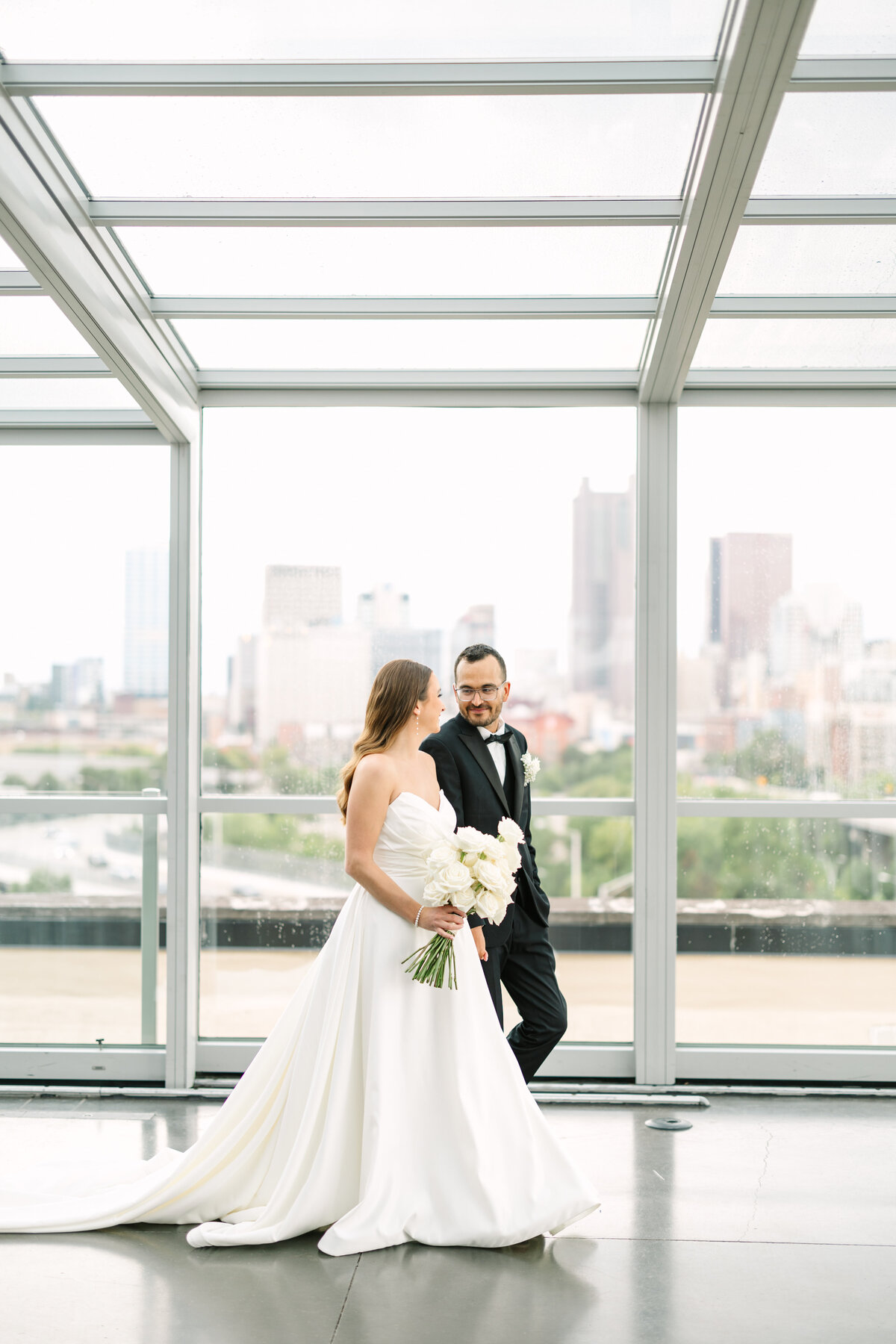 Luxury rooftop wedding at Revery North 4th Corridor in Columbus Ohio