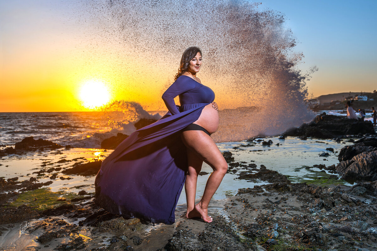 Victoria Beach Maternity Portrait | Corey Kennedy Photography