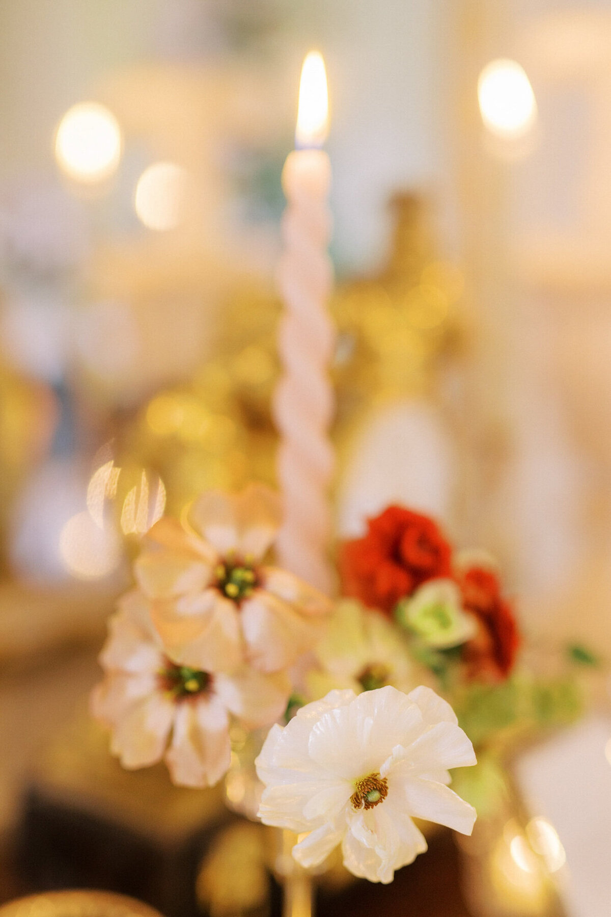 Maïlys Fortune Photography Husband Wife Wedding Weddings Photography France Switzerland Italy Timeless Dreamy Imagery Bilingual French English Destination Weddings Destination Wedding Provence French Riviera Paris Lake Como Tuscany119
