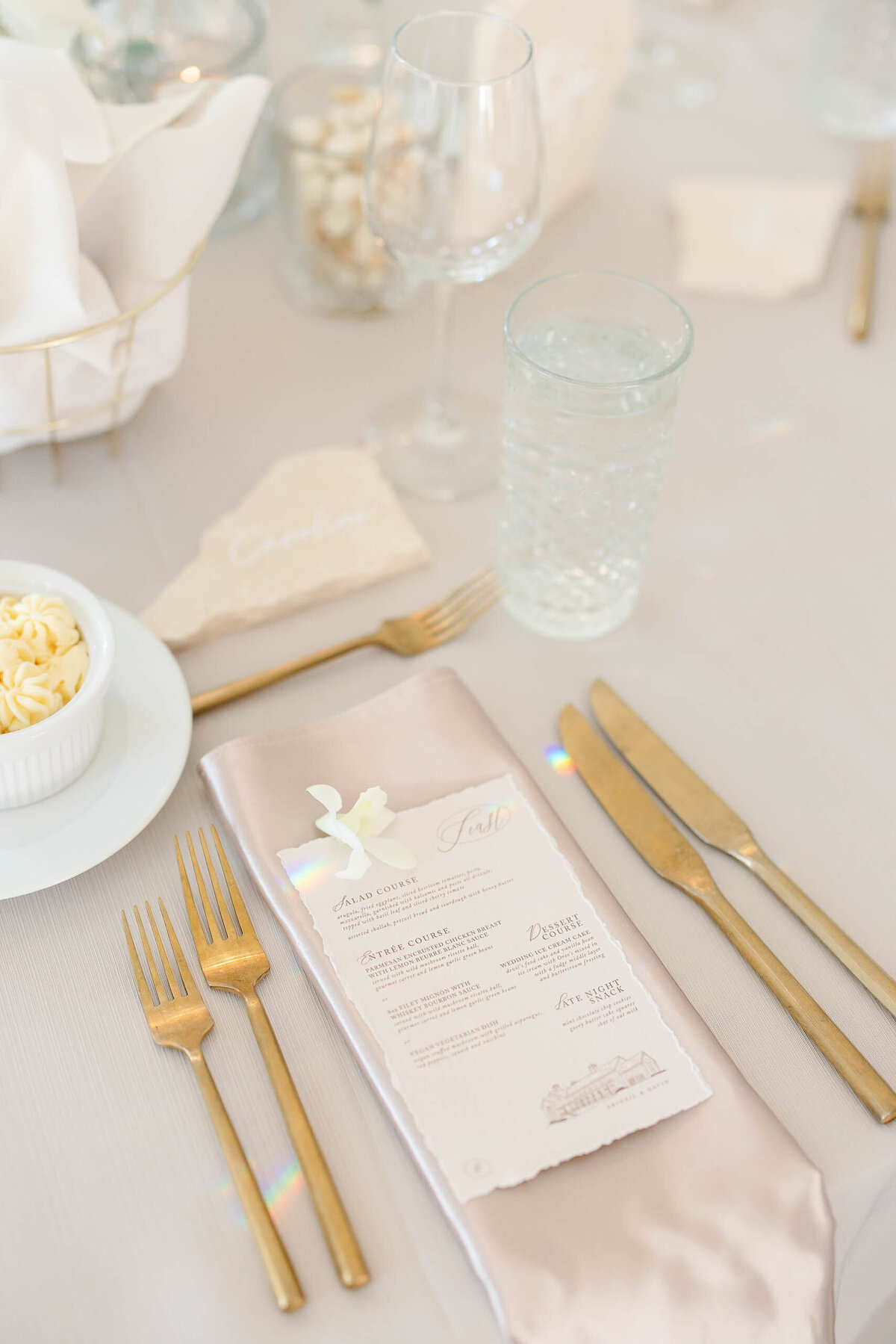 131_neutral-wedding-reception