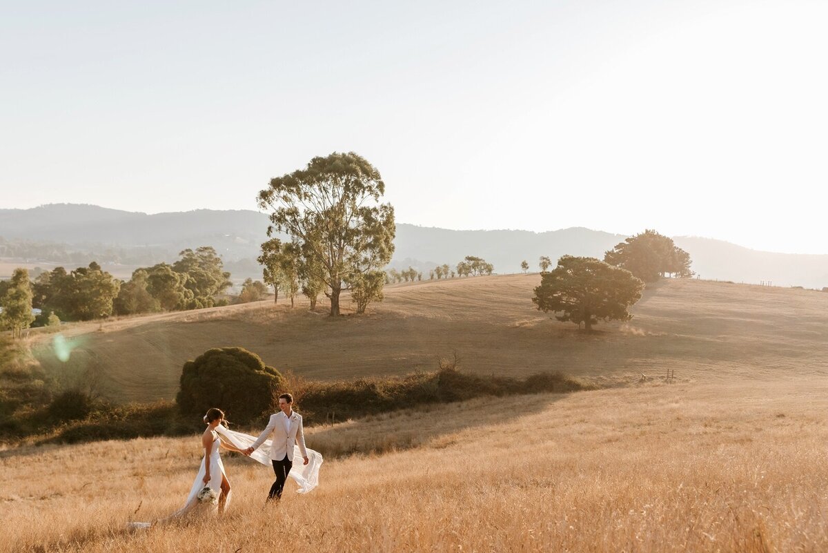 Elope-micro-wedding-elopement-yarravalley-melbourne-Balgownie-Estate28