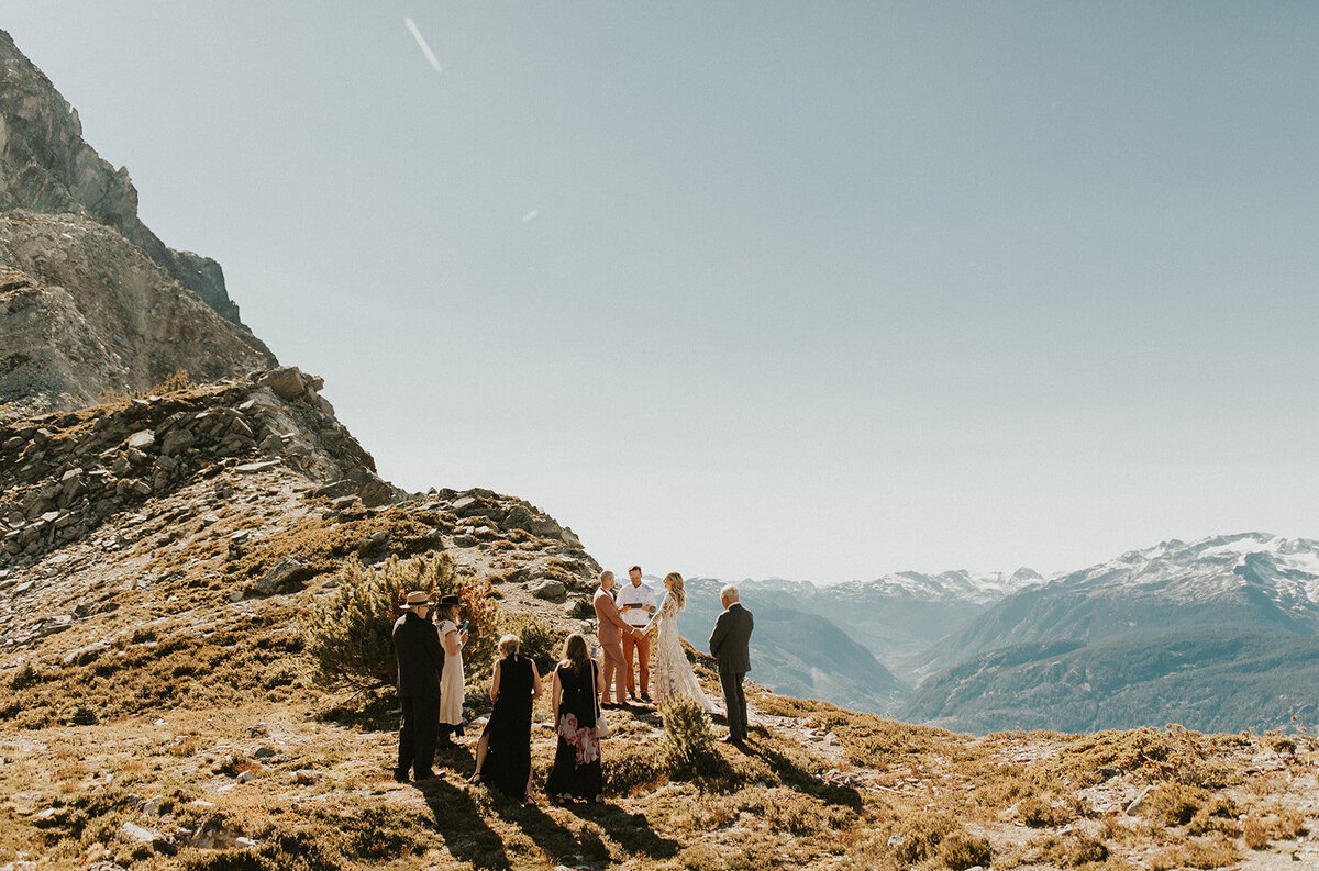 the-mclachlans-blackcomb-helicopters-wedding-mt-currie-pemberton-kat+josh-259_websize