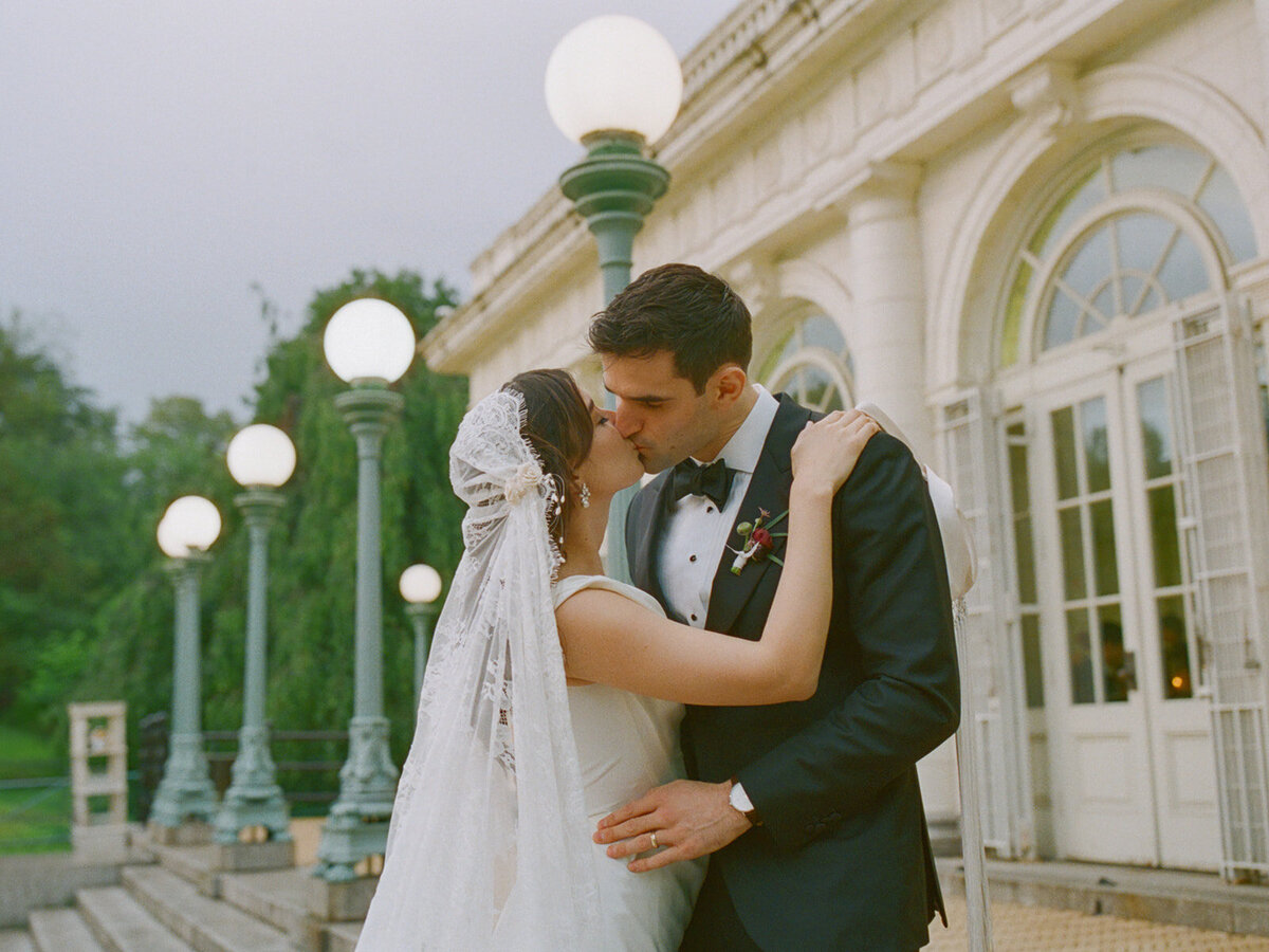 Faye-Fern-Creative-Ruby-Olivia-Rae-Hersey-Eugen-Hotaj-Prospect-Park-Boathouse-Wedding-Cocktail-Hour-24