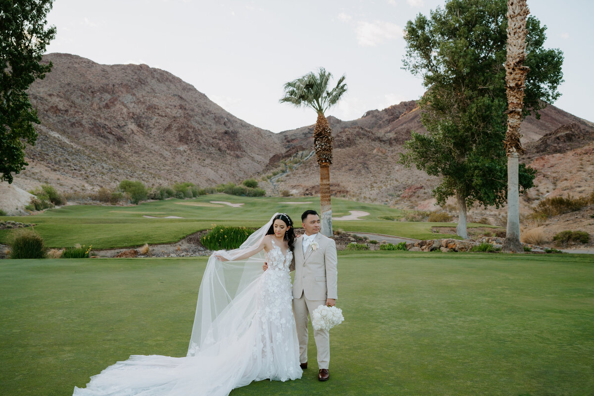 of-the-desert-flor-las-vegas-wedding-florist-lake-cascata-golf-club-0016