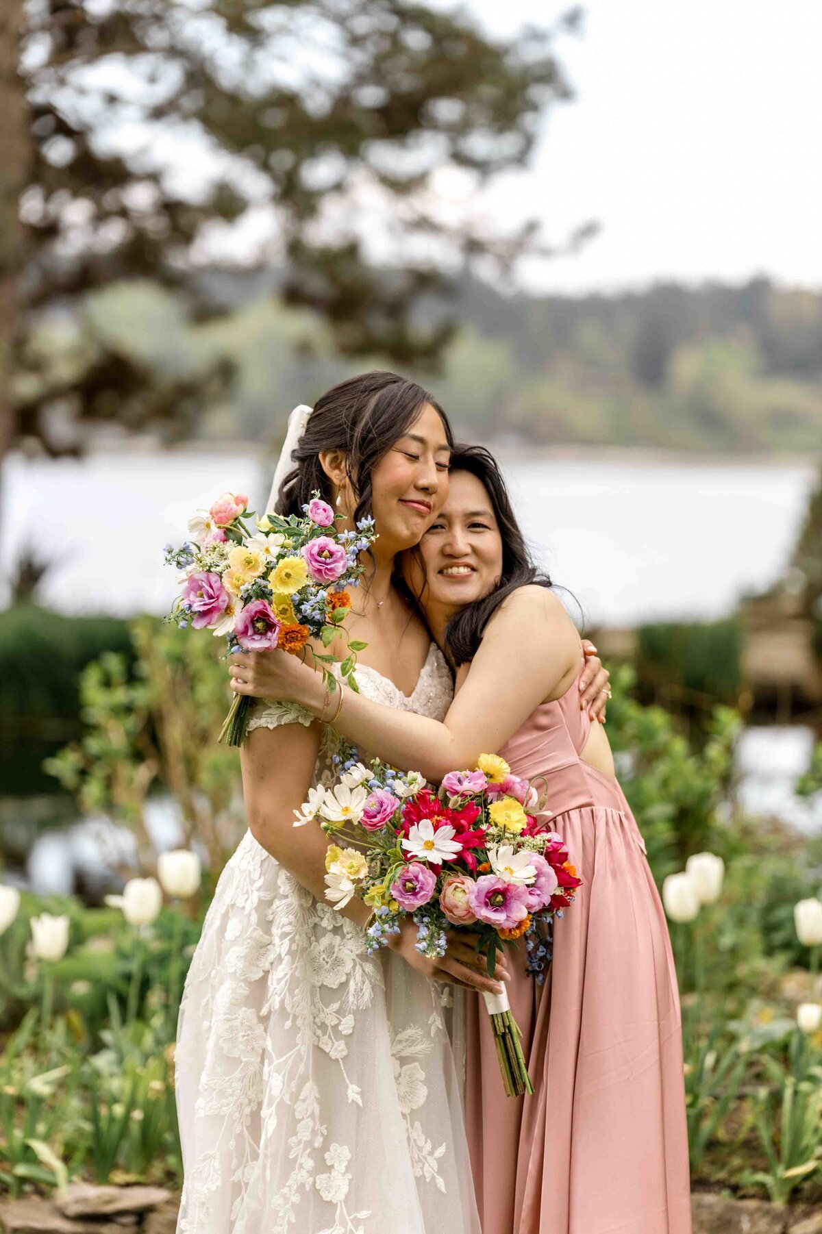 Elona_Shea_Photography_lake_Seattle_washington_kiana_lodge_wedding-30
