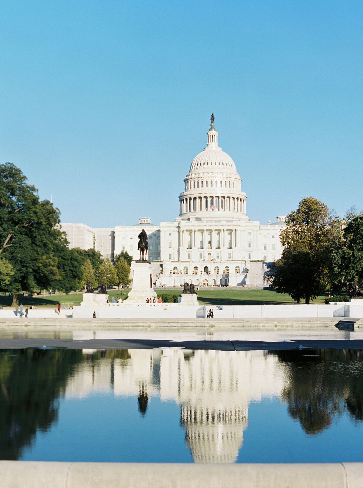31ally-bobby-photography-fine-art-wedding-DC-film-hay-adams
