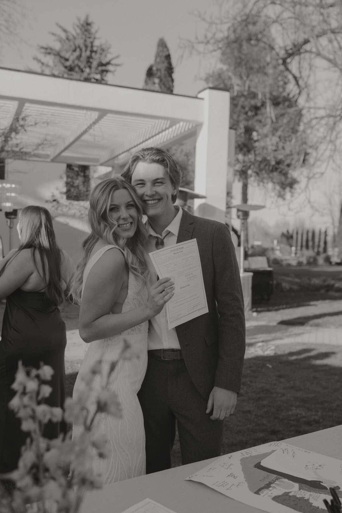 cottage-at-riverbend-spring-wedding-ally-will-reception-65