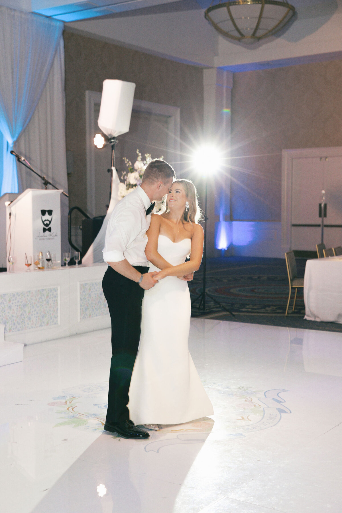 dallas-texas-arts-district-mansion-wedding-photography