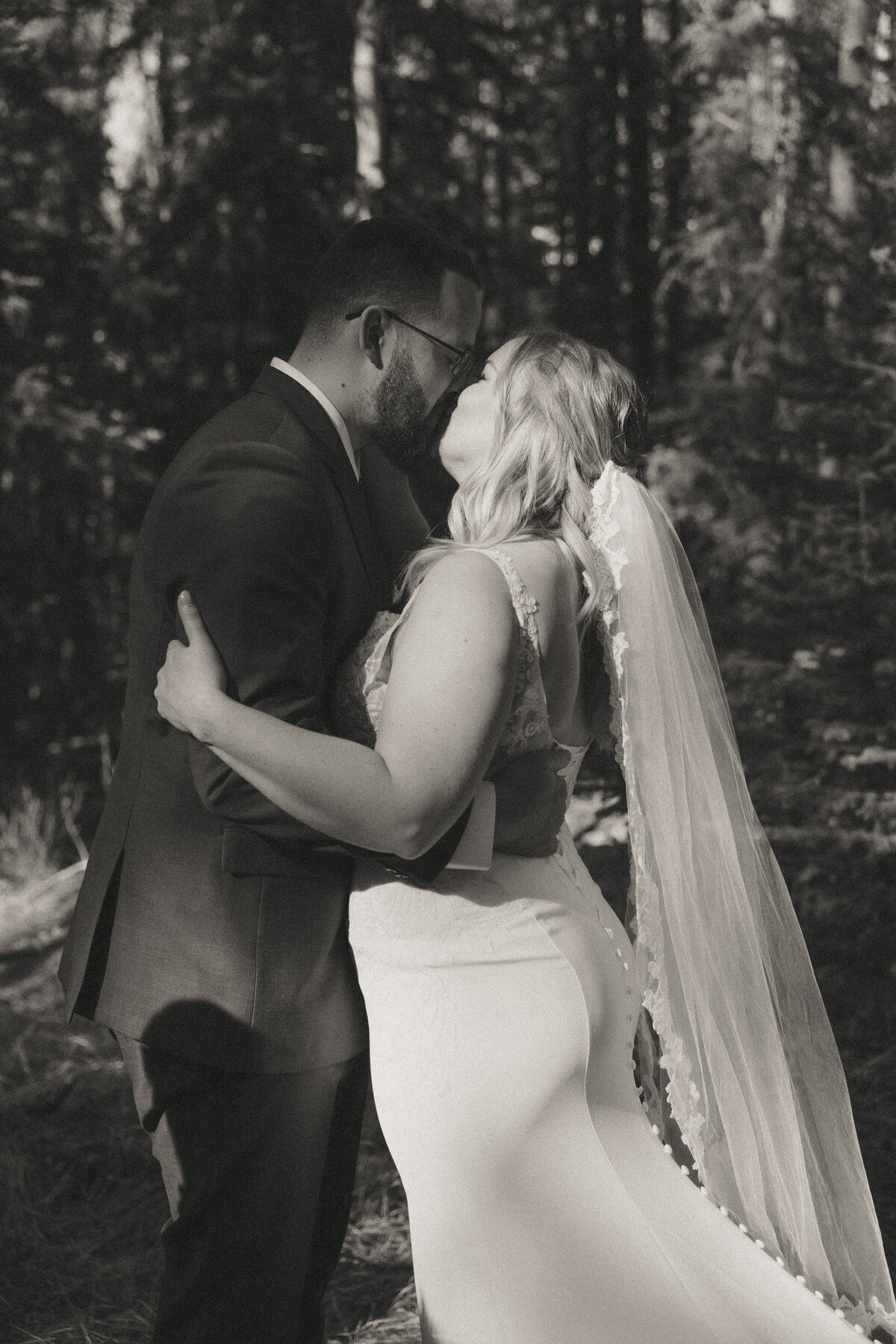 vpc-canmore-spring-elopement-40