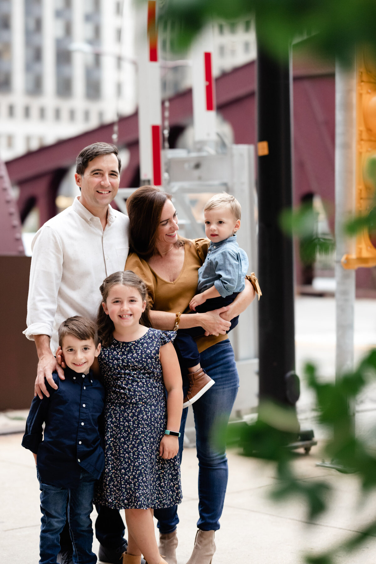 family-photographer-chicago-downtown