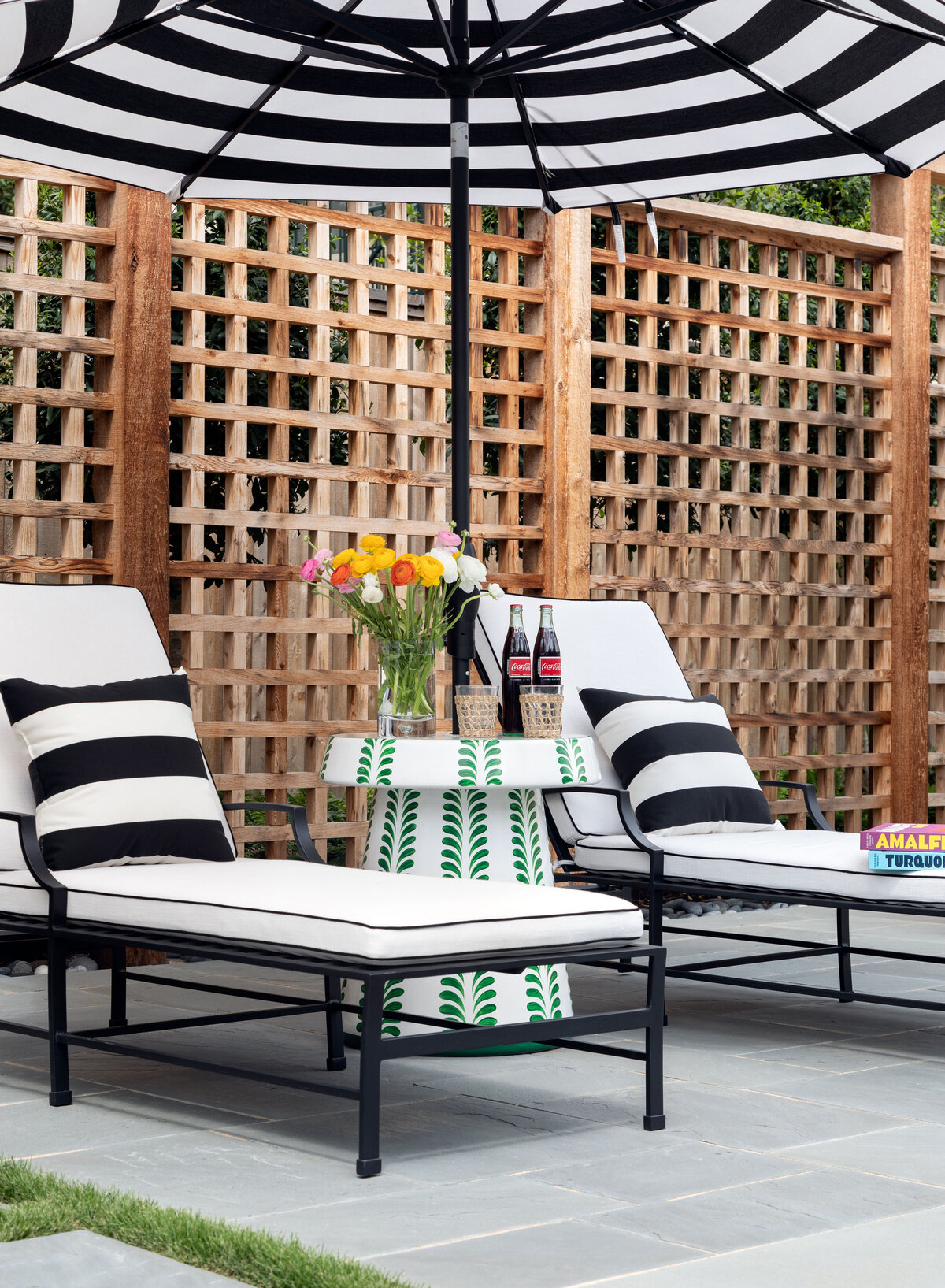 Pool-Loungers-Closeup-WEB