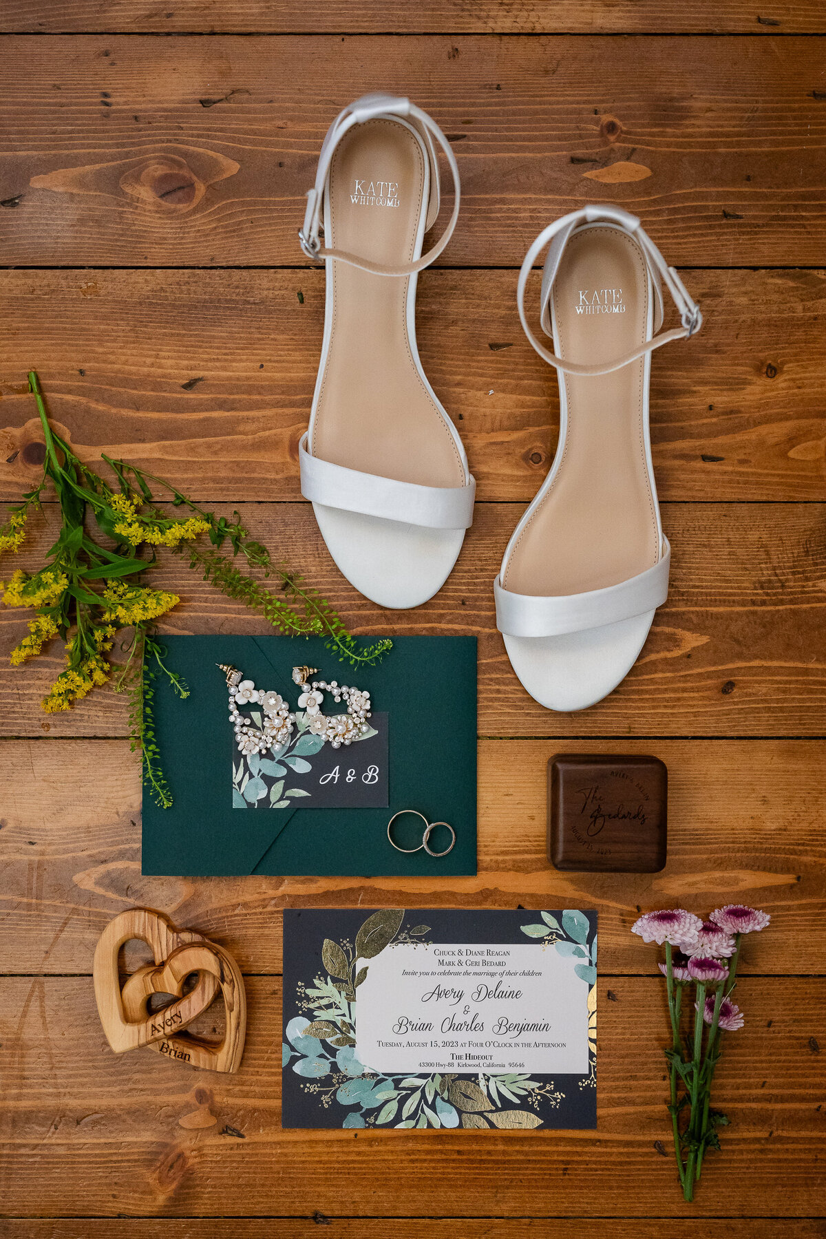 getting ready wedding  details at the hideout in tahoe