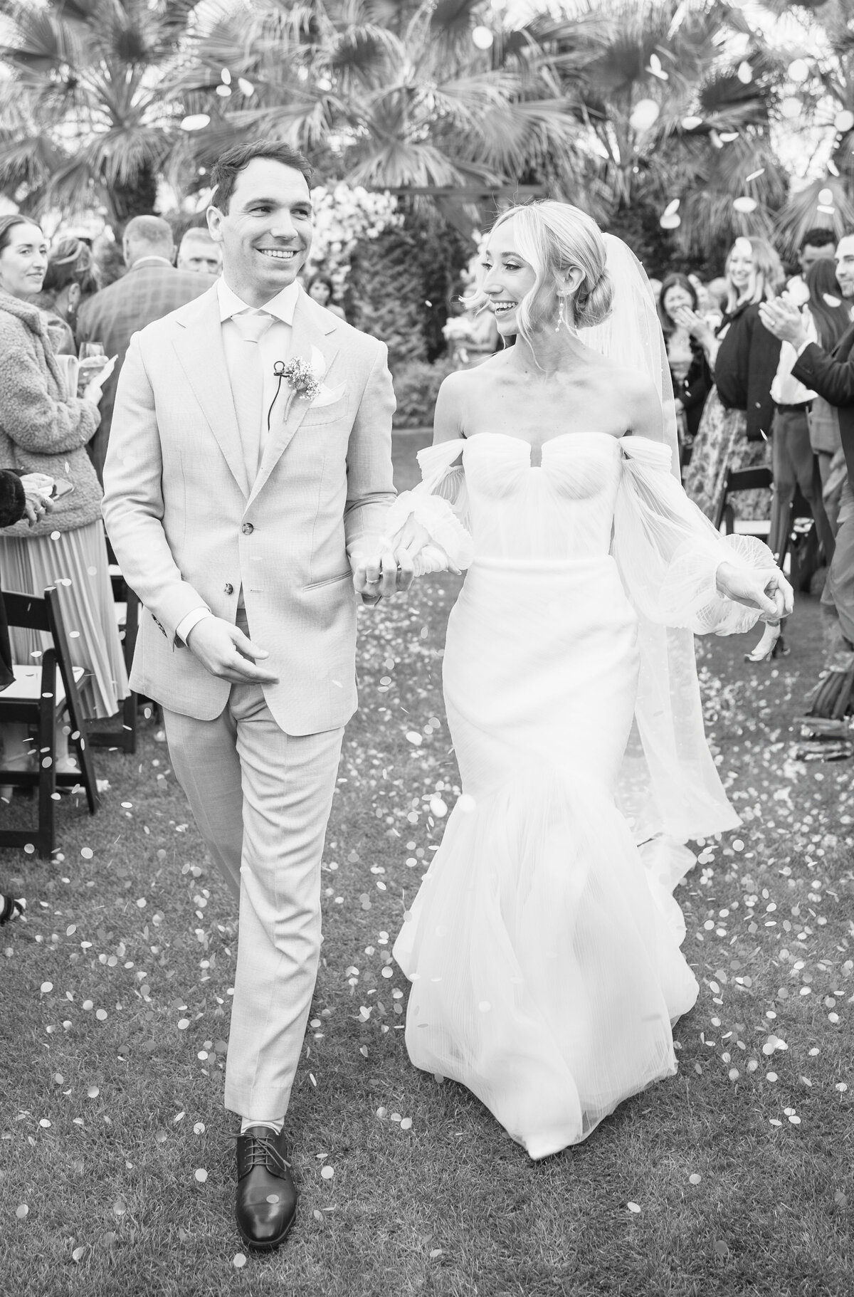 The Estate at Via Las Palmas Palm Springs Light and airy spring wedding southern california wedding venue luxury photography-179
