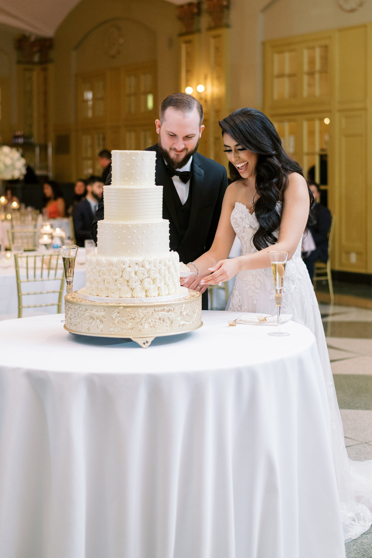 Editorial Kansas City wedding photographer creating luxury images that preserve romance, emotion, and artistry