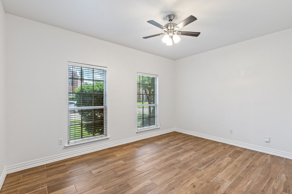 25-5604Glenview_025