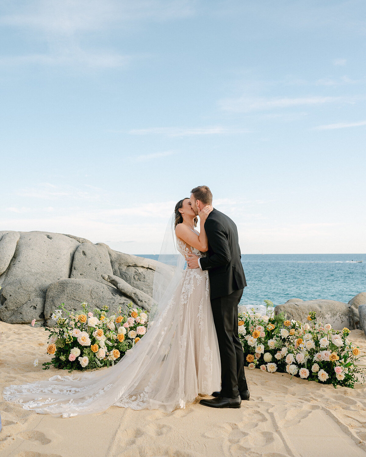 Cabo-Mexico-Wedding-Shannon-Michael-Sarah Woods Photography-823