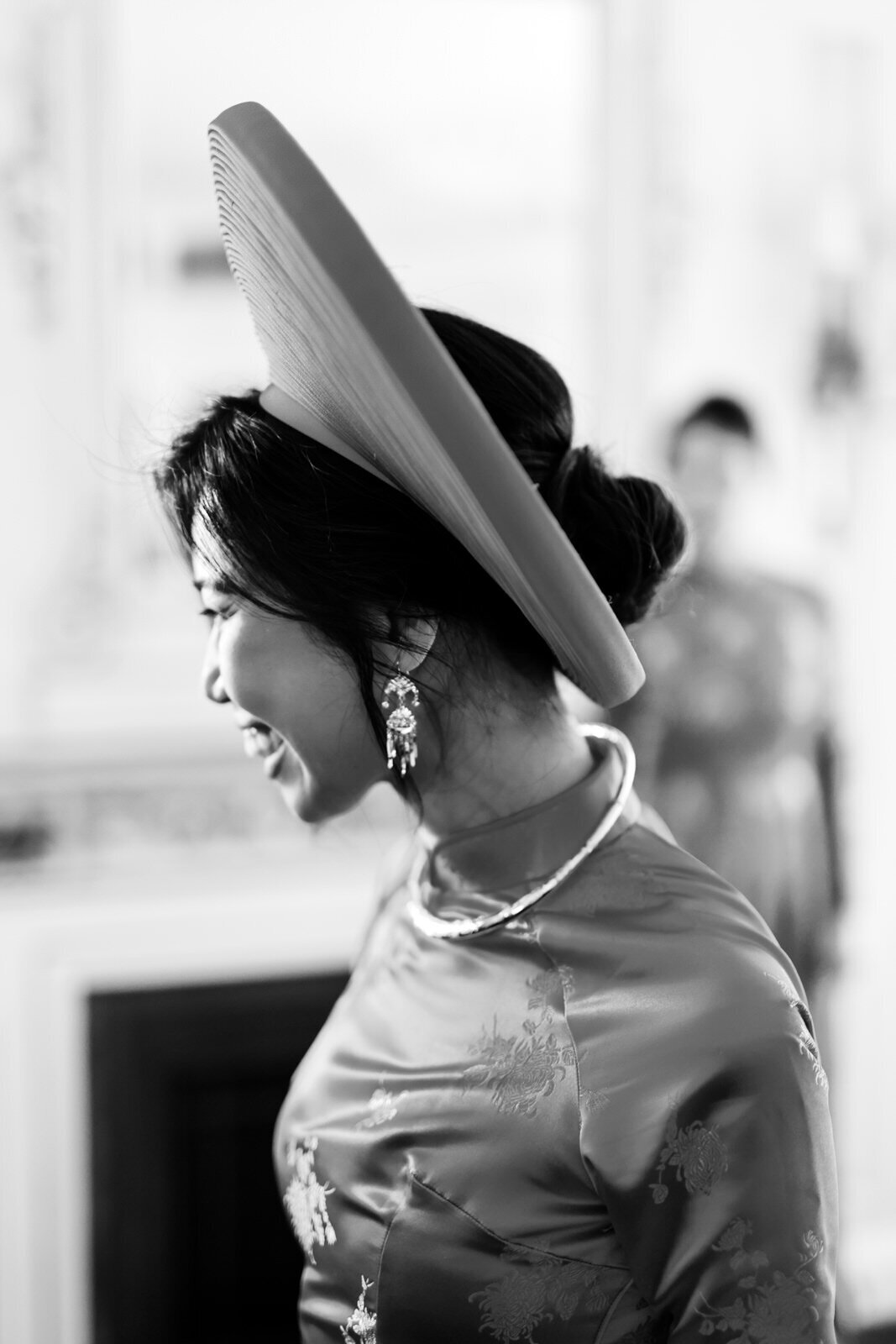 Modern Vietnamese Wedding Photography  11
