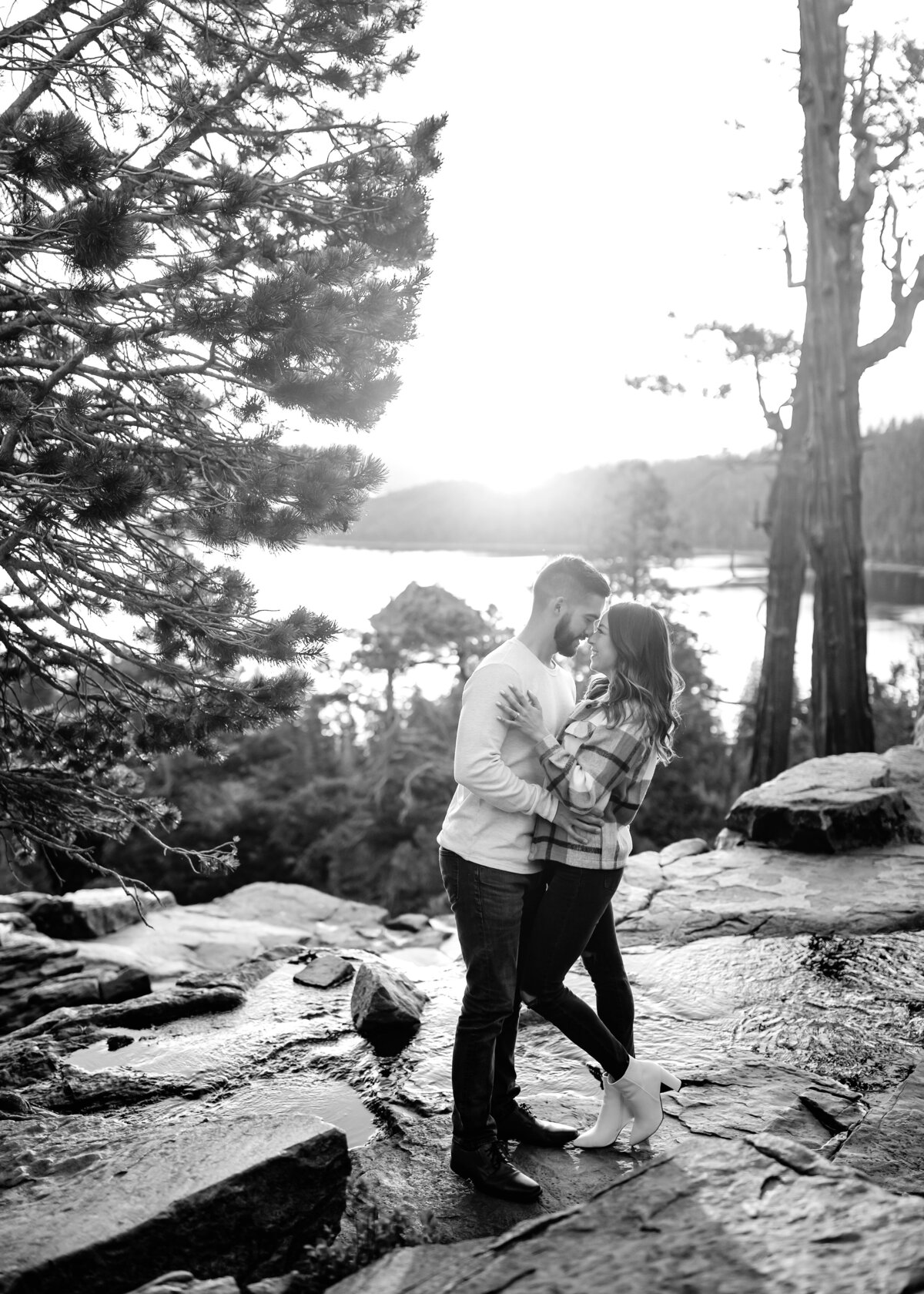 08272022_Emily+ZachEngagements_EmeraldBayLakeTahoeCA_AnjaJensenPhotography-95