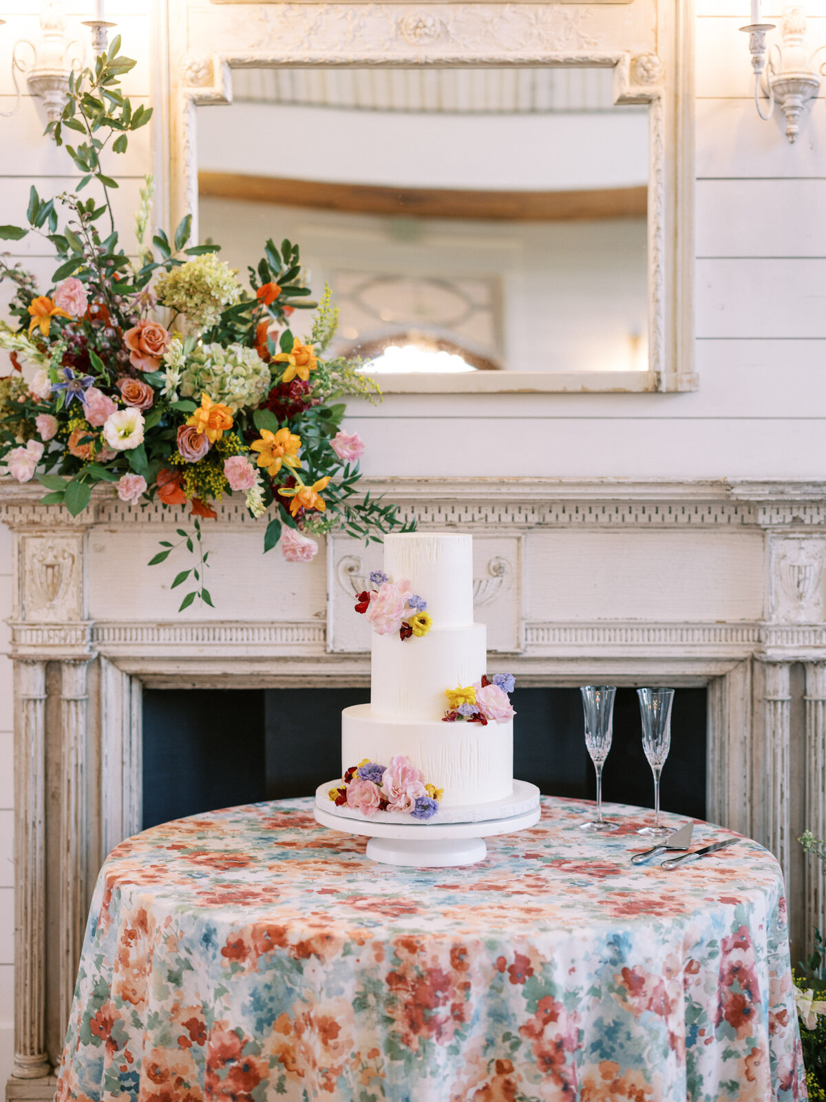 wedding-photographer-dallas-reception-details-the-french-farmhouse-12