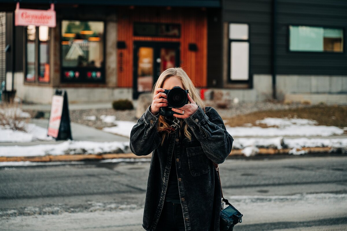 Photographer in Bozeman, Montana  winter day outdoors