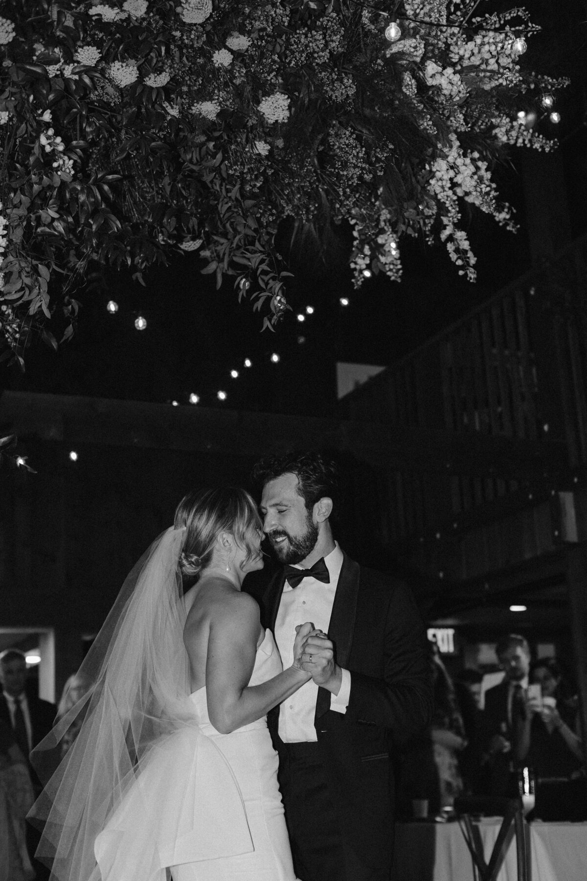 Emily_Stephen_Linekin_Wedding_Dance_Party-026