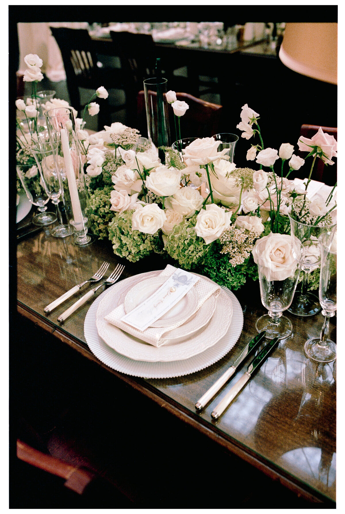 daughters-of-the-american-revolution-bride-staircase-5