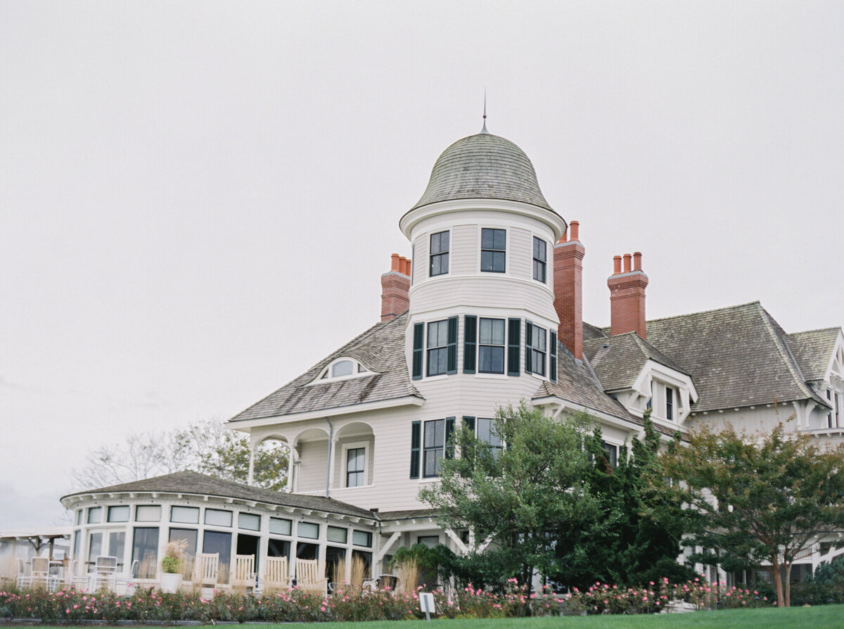 Emily March Photography Wilmington, North Carolina and Destination Wedding Engagement Photographer Heirloom Photography for Memorable Gatherings Light Airy Sentimental Imagery Images Weddings VaughanWedding_1304 copy
