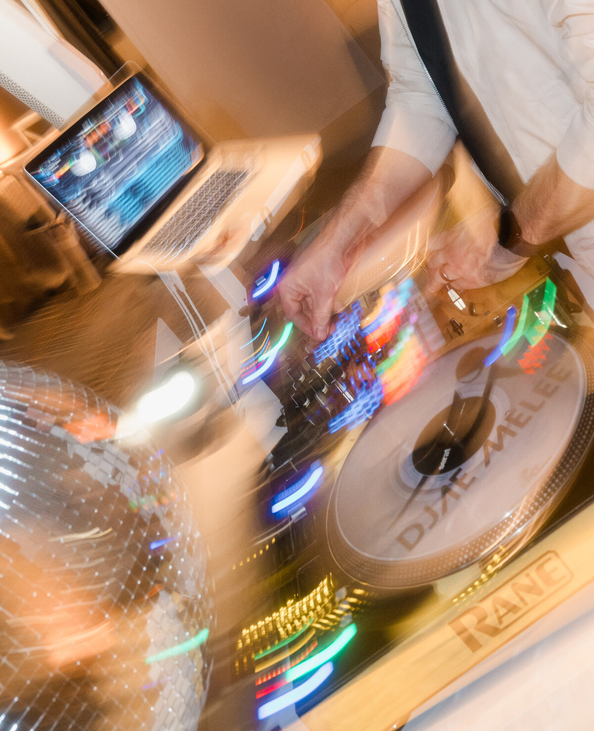 wedding-welcome-party-dj-at-boston-park-plaza