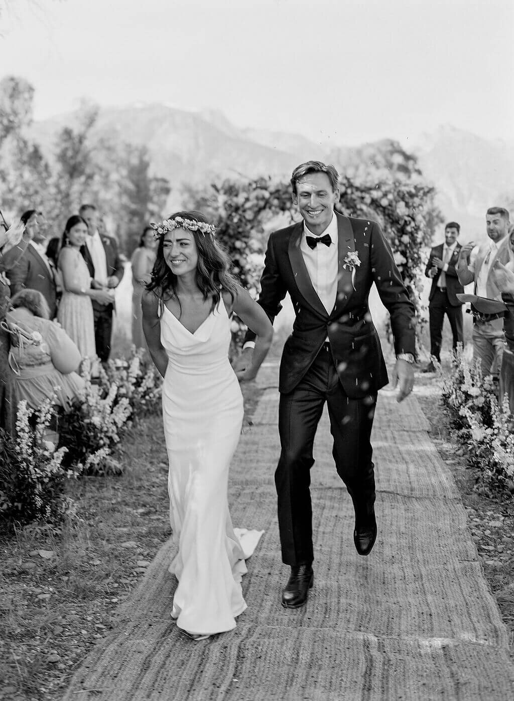 ceremony confetti flower snake river ranch jackson hole wedding florist