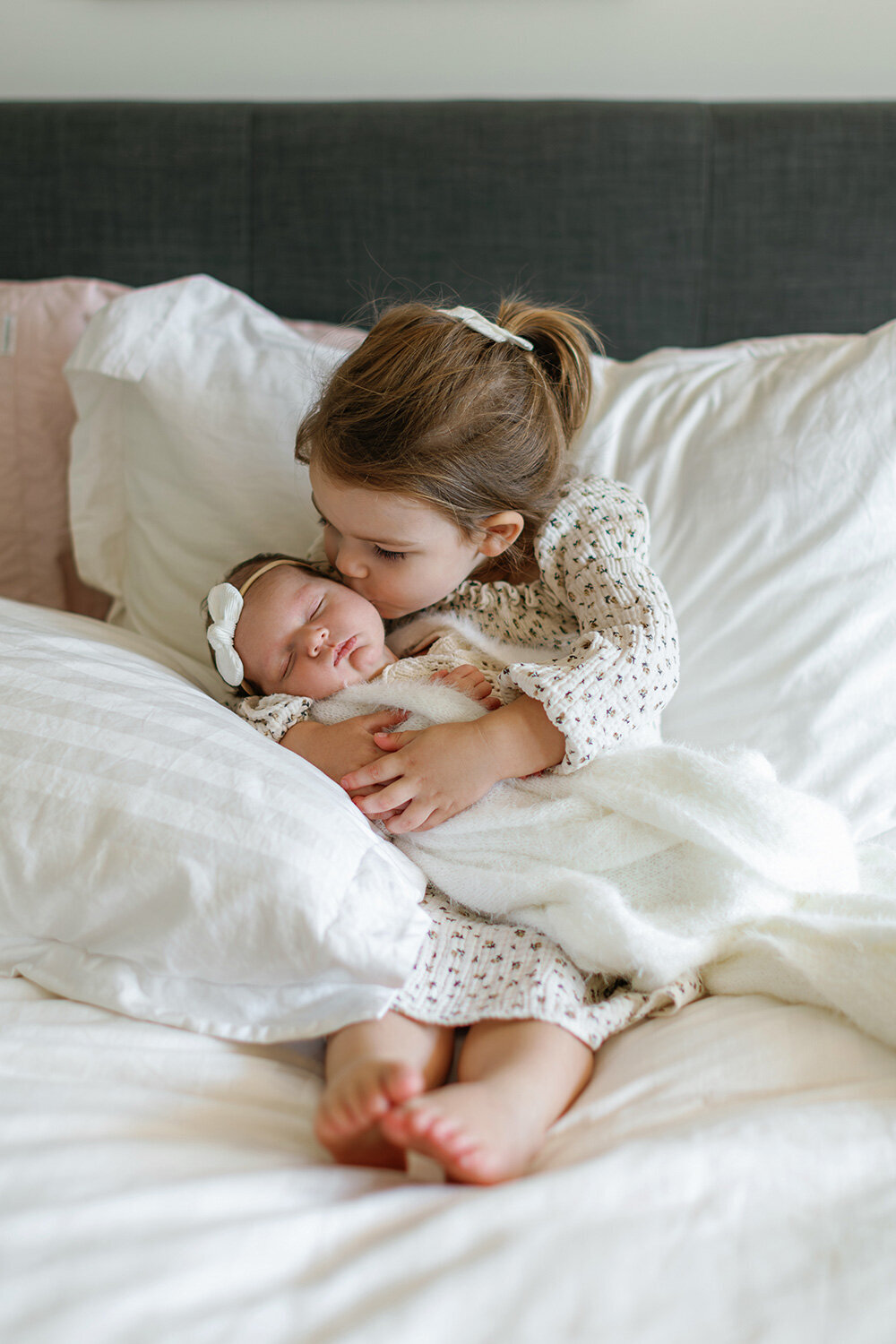 Newborn photo sessions in your home