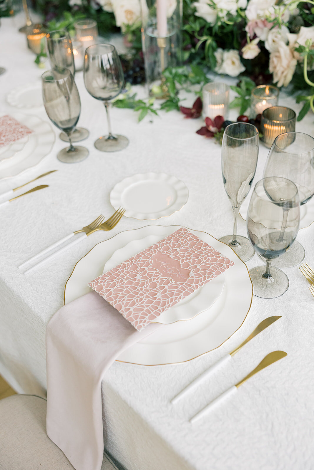 wedding-menu-placecard-lace-net-rose