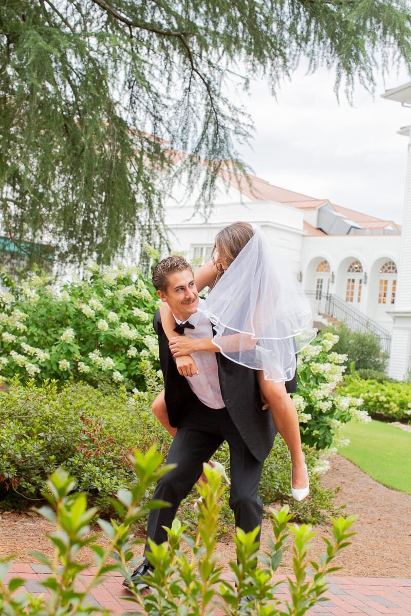 bride-groom-carolina-hotel