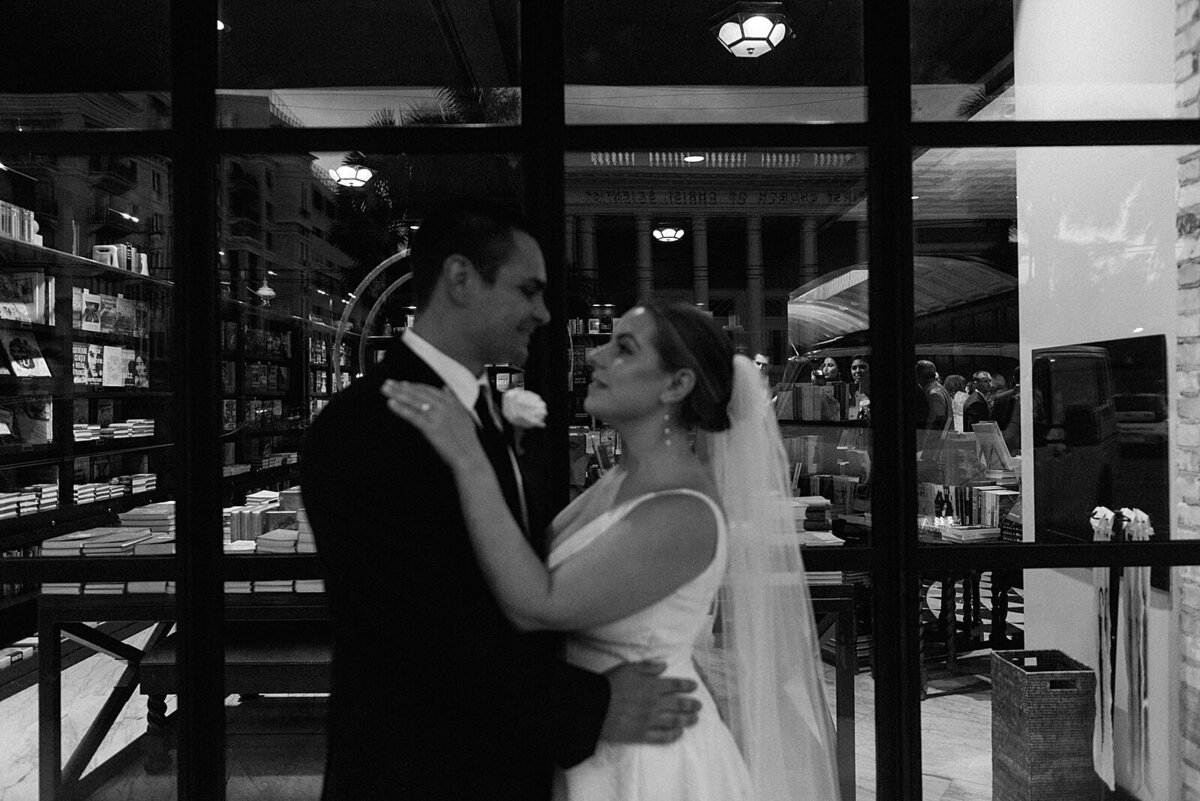 Oxford-Exchange-Tampa-Florida-Wedding_0054