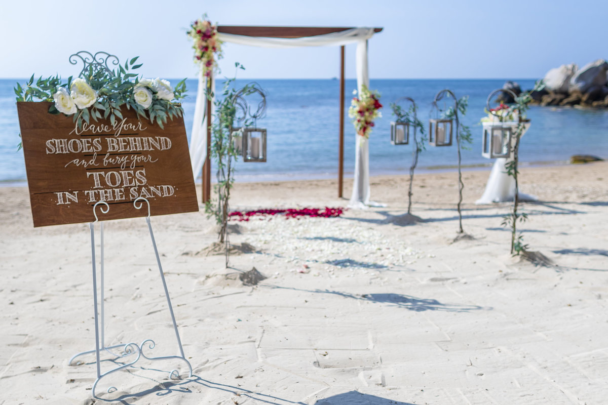 Wedding by Forever Lovestruck - Koh Tao wedding planner