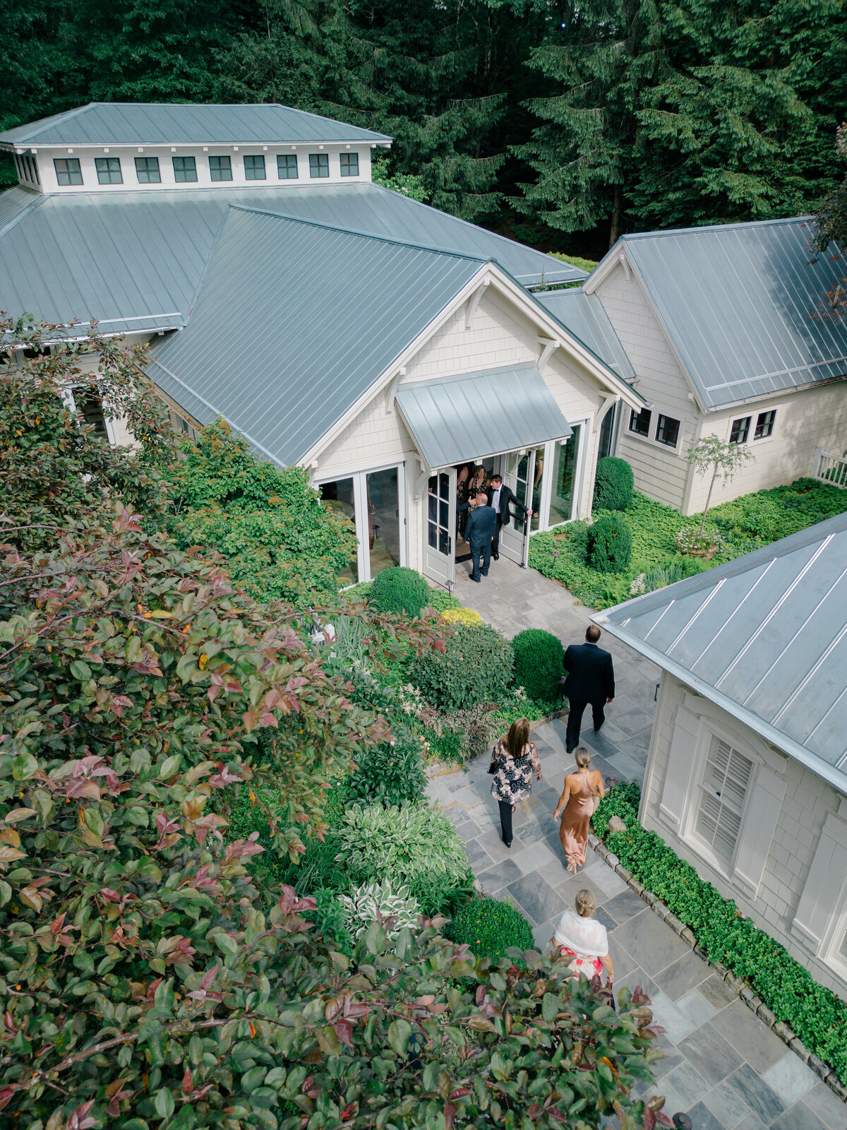 Old_Edwards_Inn_Farm_Highlands_NC_wedding_Kailee_DiMeglio_Photography-19