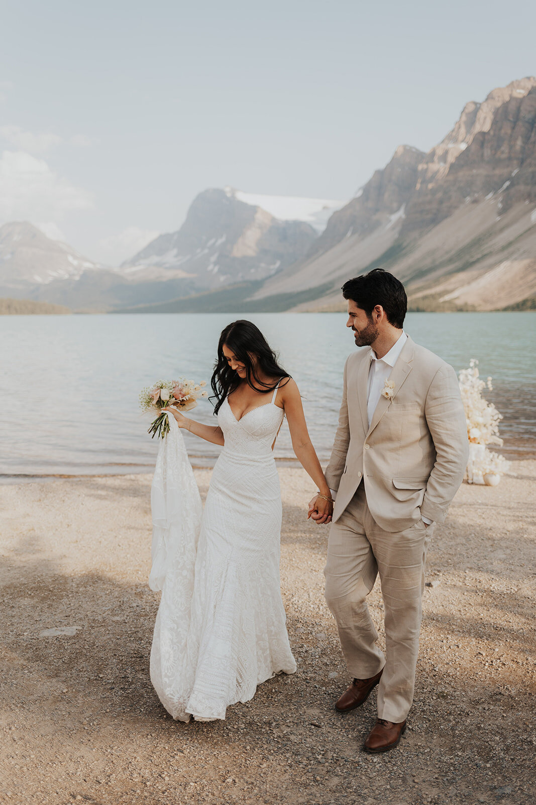 Photos by Canadian wedding and elopement photographer Sarah Rolles Photography