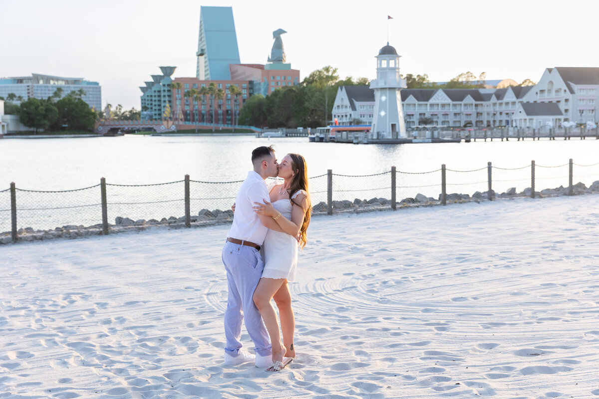 Amy Britton Photography Photographer Family Maternity Portrait Photo Florida Light Airy Bright Feminine Longwood Lake Mary Winter Park Orlando630