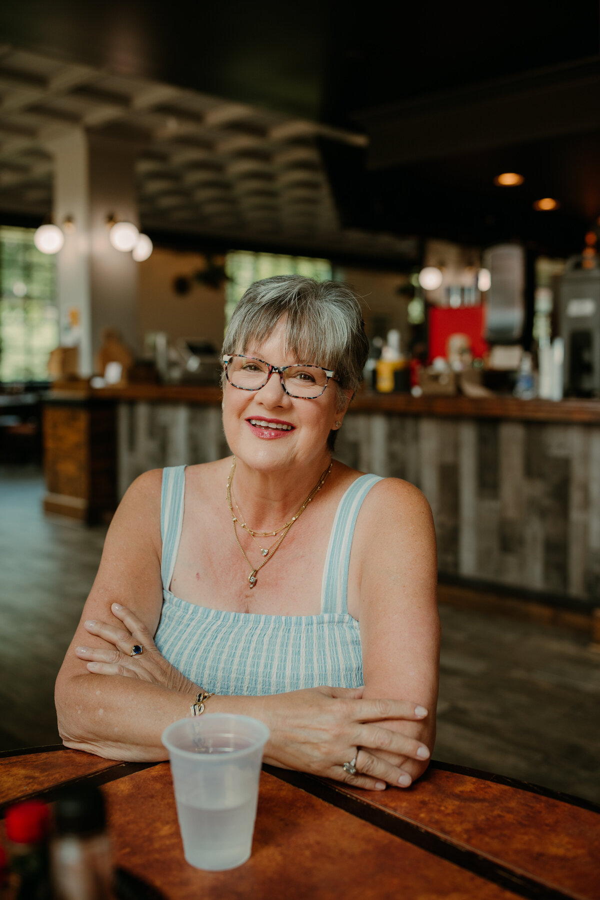 Experience the best online dating photoshoot in Minneapolis. Capture natural, flattering images that make your profile unforgettable.