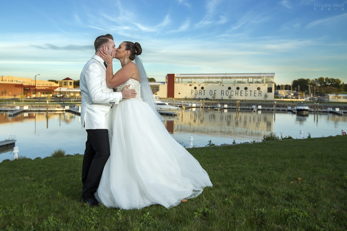 WeddingPhotographyRochesterNY_37