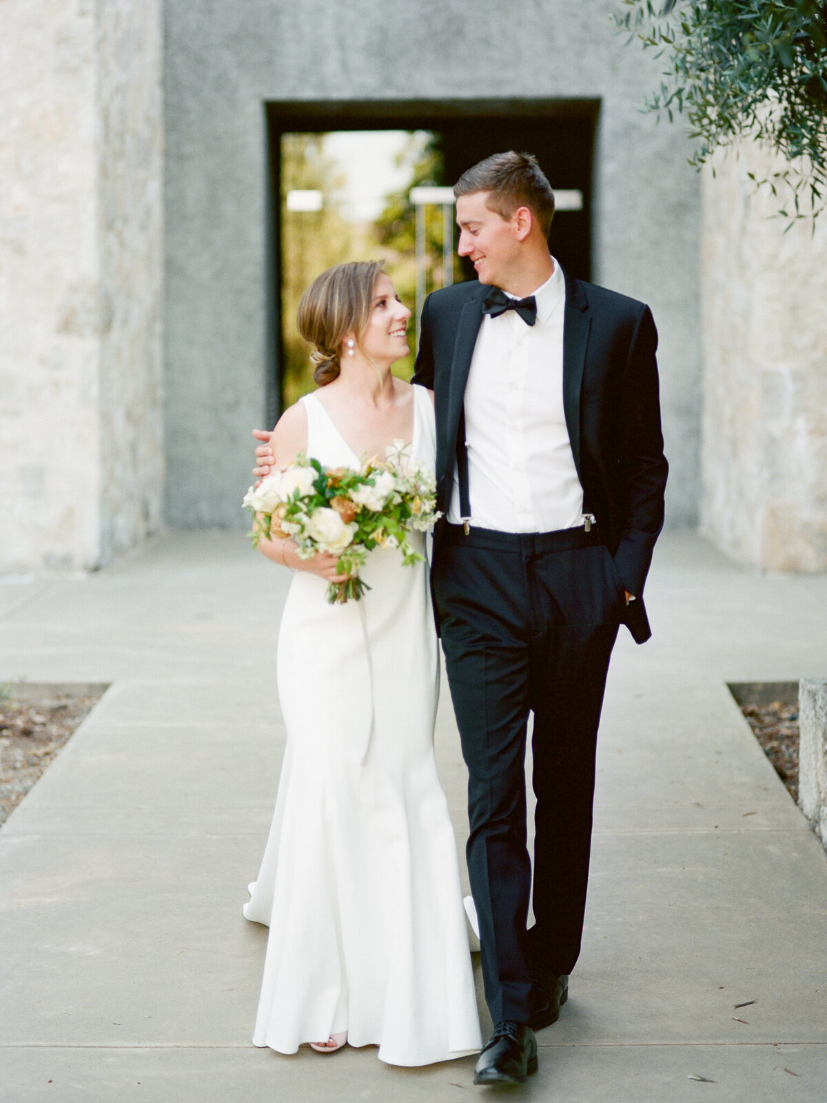 napa-wedding-photographers-dejaureguis-erin-courtney-campovida-wedding-0013