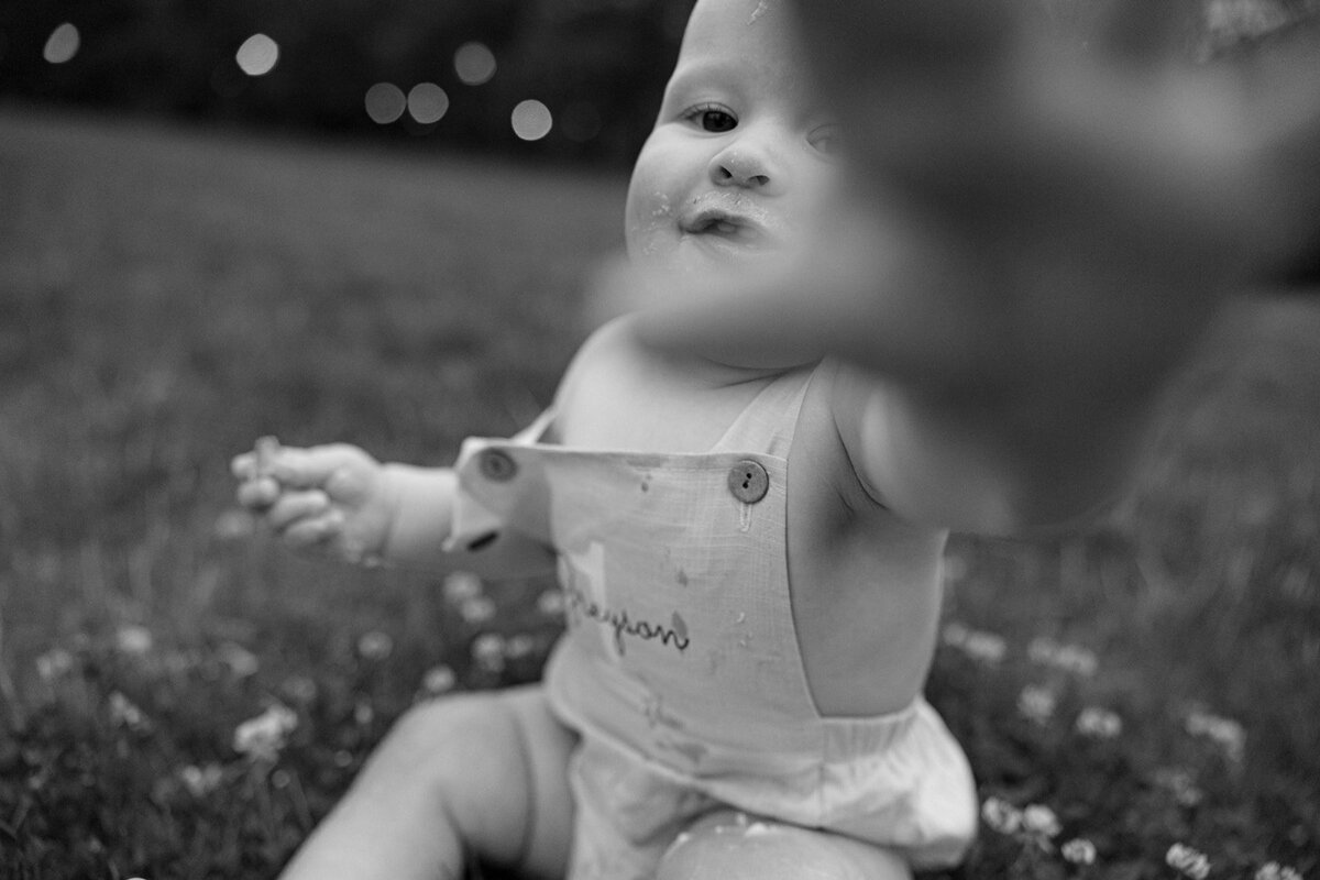 first-year-photo-session-finger-lakes-new-york-family-photographer-Cook 1 Year Final-198