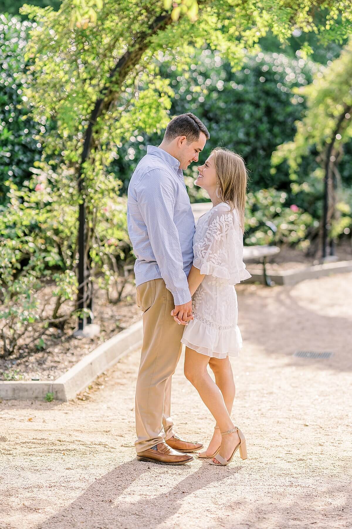 McGovern-Centennial-Gardens-Hermann-Park-Engagement-Session-Alicia-Yarrish-Photography_0045