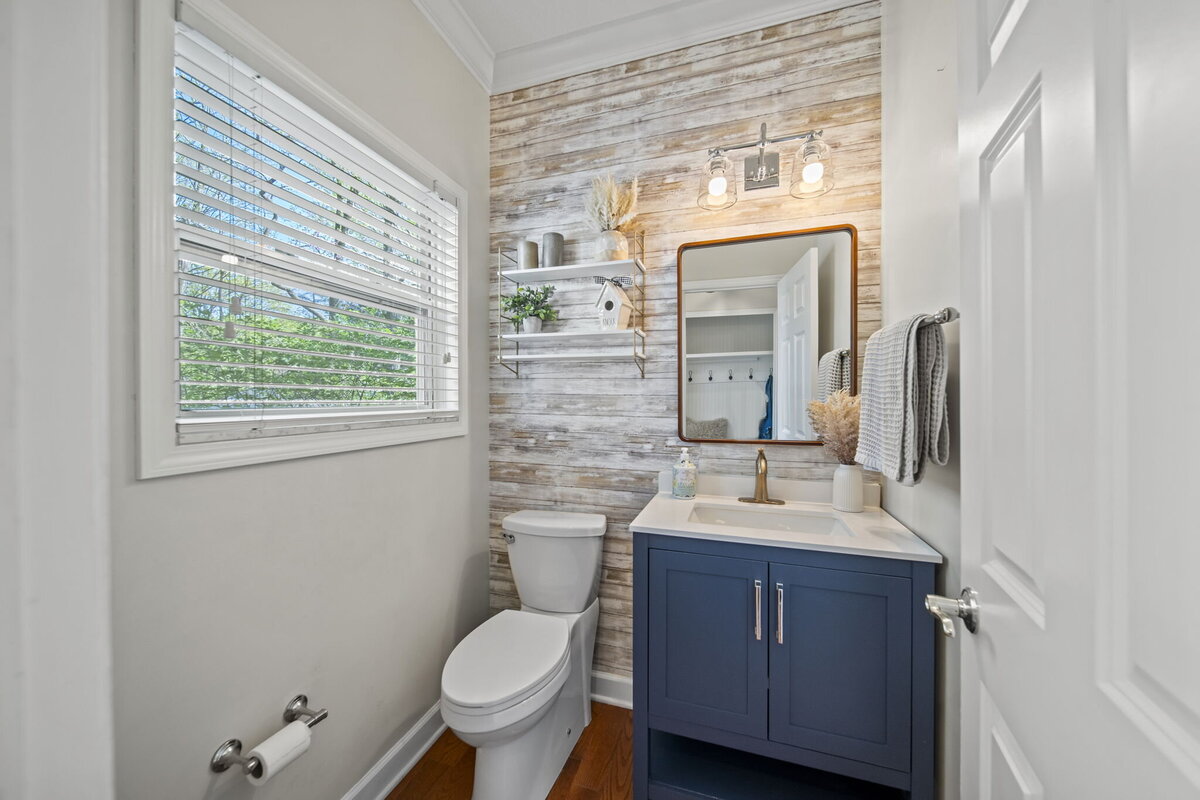 49-web-or-mls-A7404686