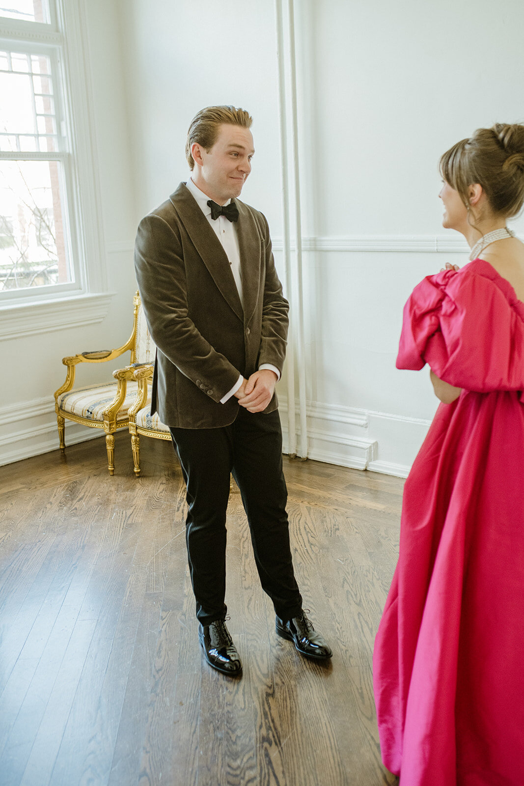 downtown-toronto-the-great-hall-wedding-city-vibes-nontraditional-modern-romantic-1600