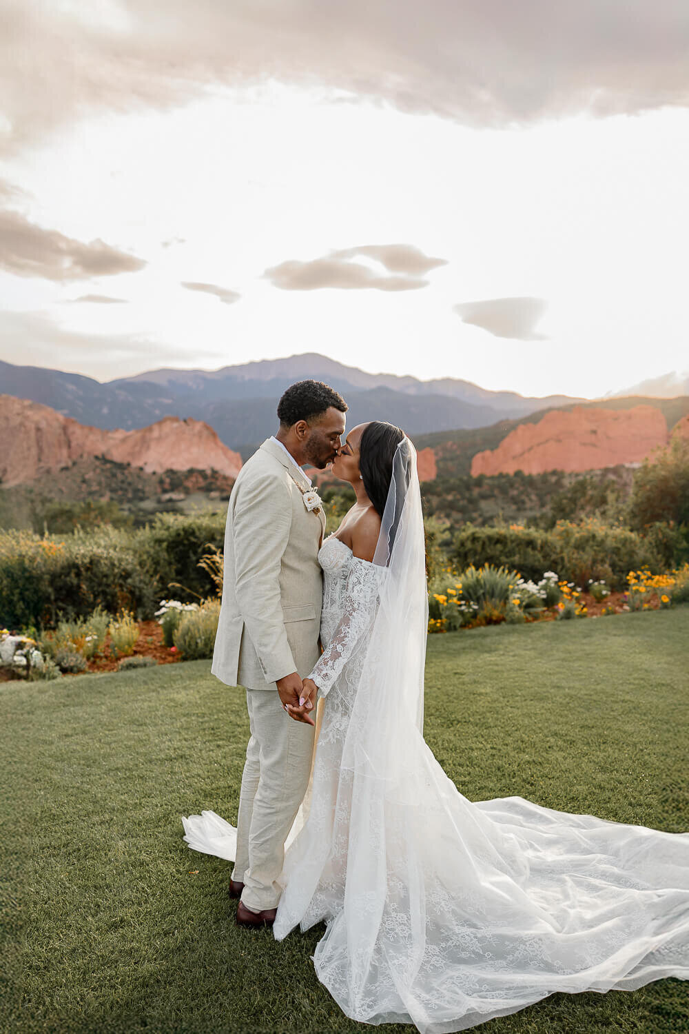 gardenofthegodsresortwedding-9