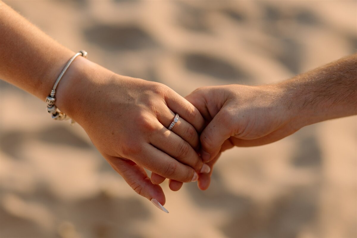 Hannah_Dylan_Engagement-sneaks-3