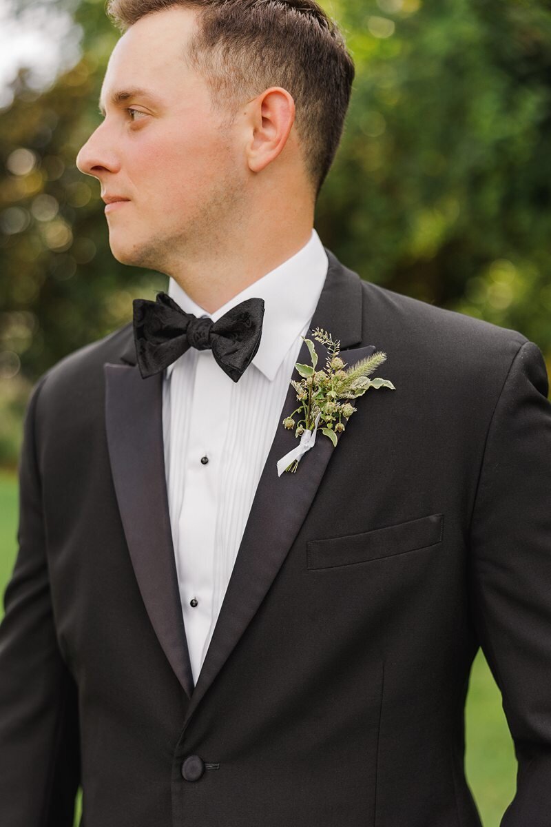 Wedding Party Portraits at Evansville Country Club183