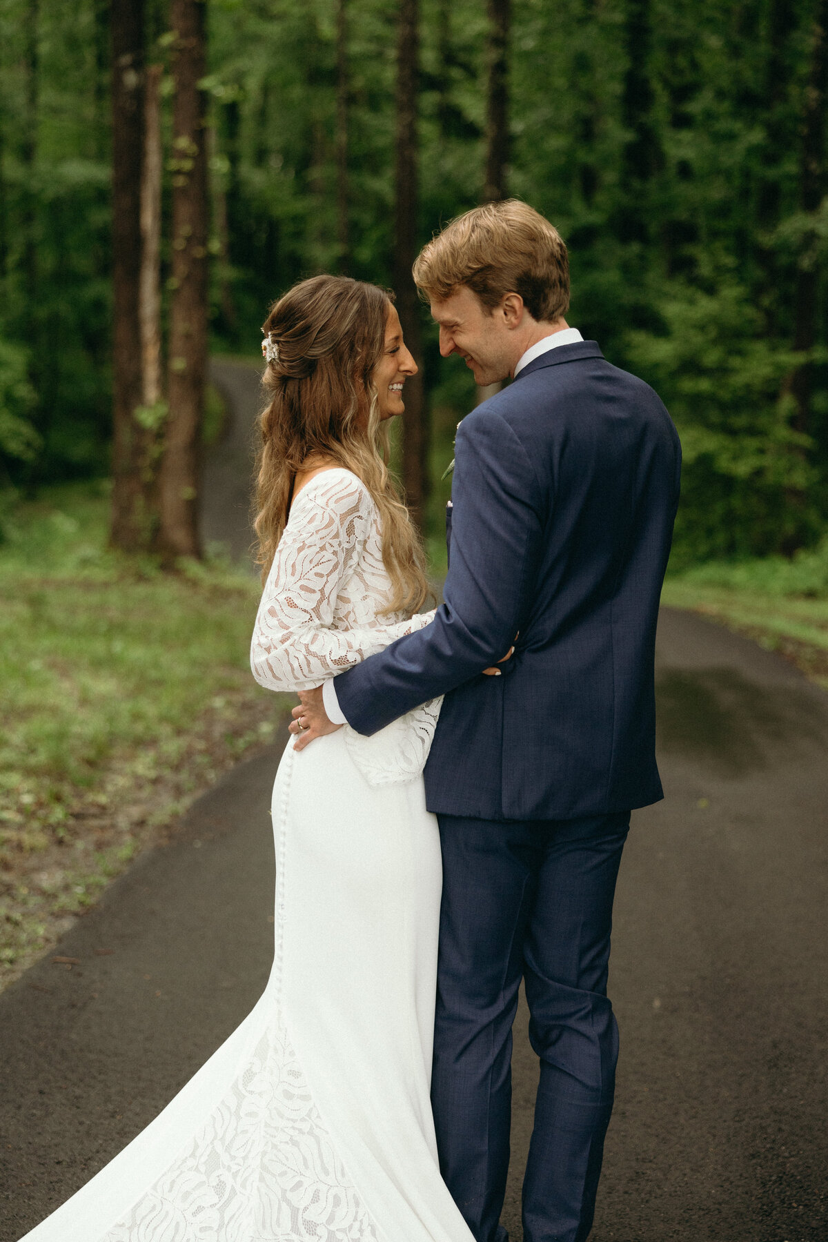 Virginia Wedding Portraits by Virginia Wedding Photographer