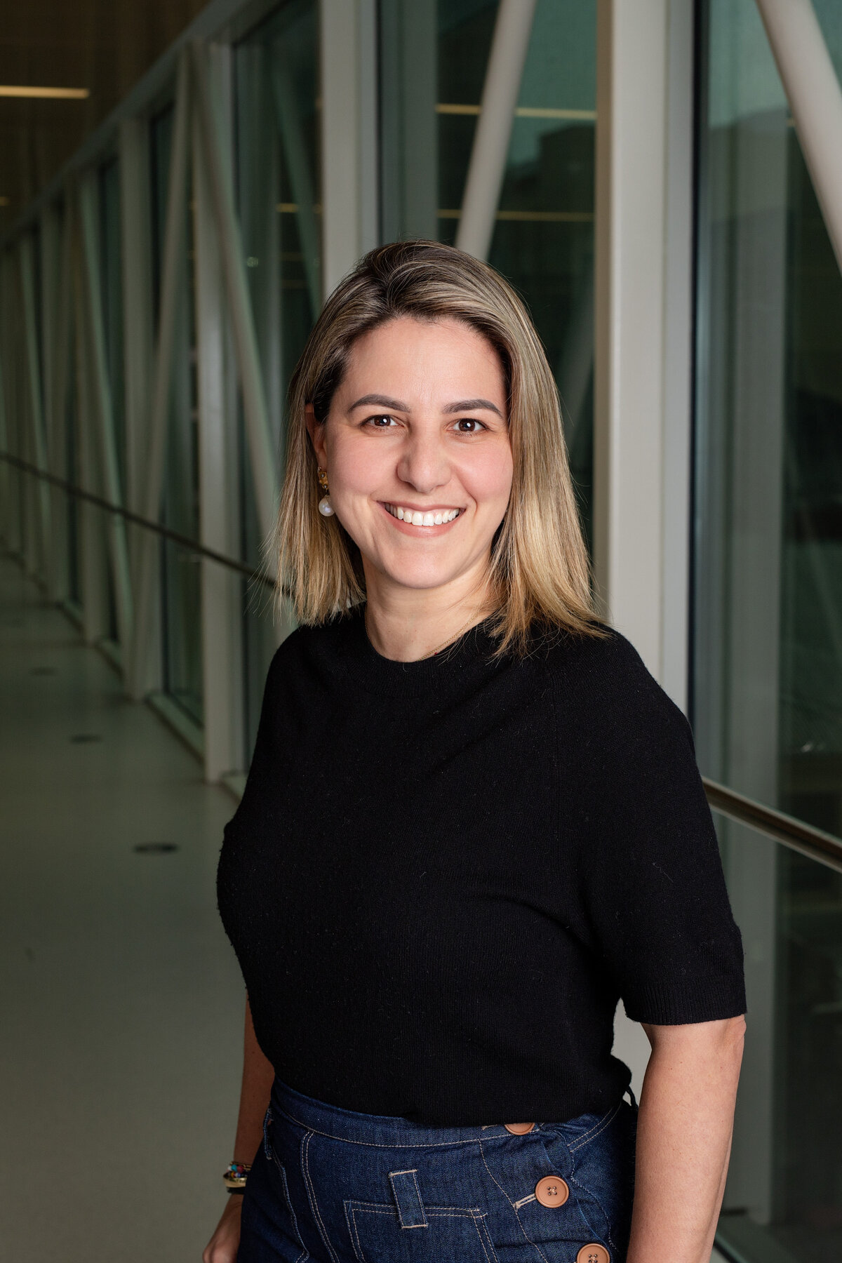 L.vanier_Iconic_Images_Hobart_Headshots_Professional_Branding-3